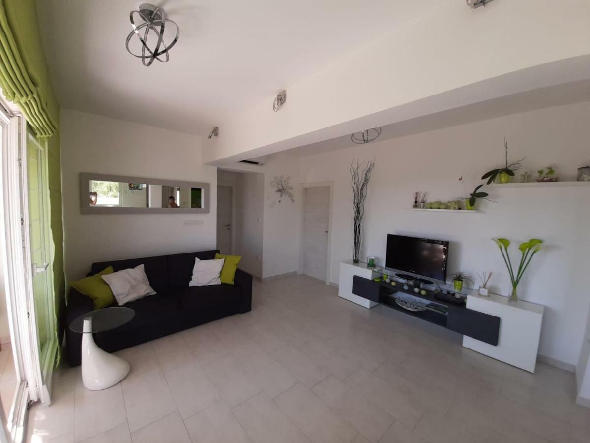 Apartment Mia 拉布 外观 照片